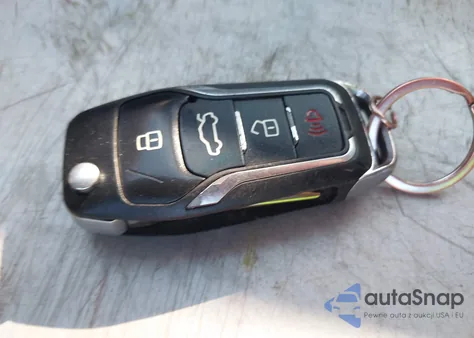 2013 Ford Edge Se z USA, uszkodzony, nr VIN 2FMDK3GC0DBC24947